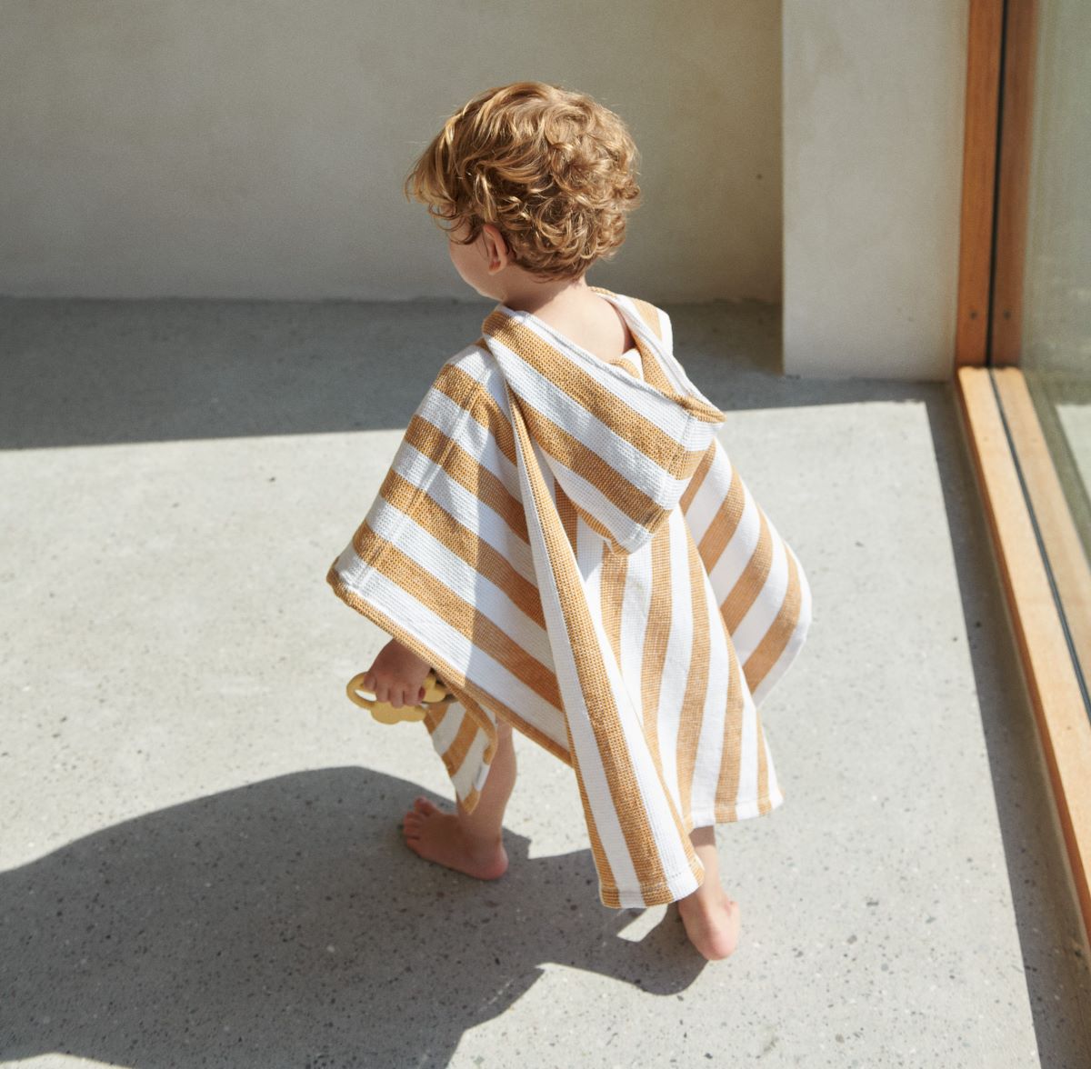 Kinderponcho mit Kapuze von Liewood
