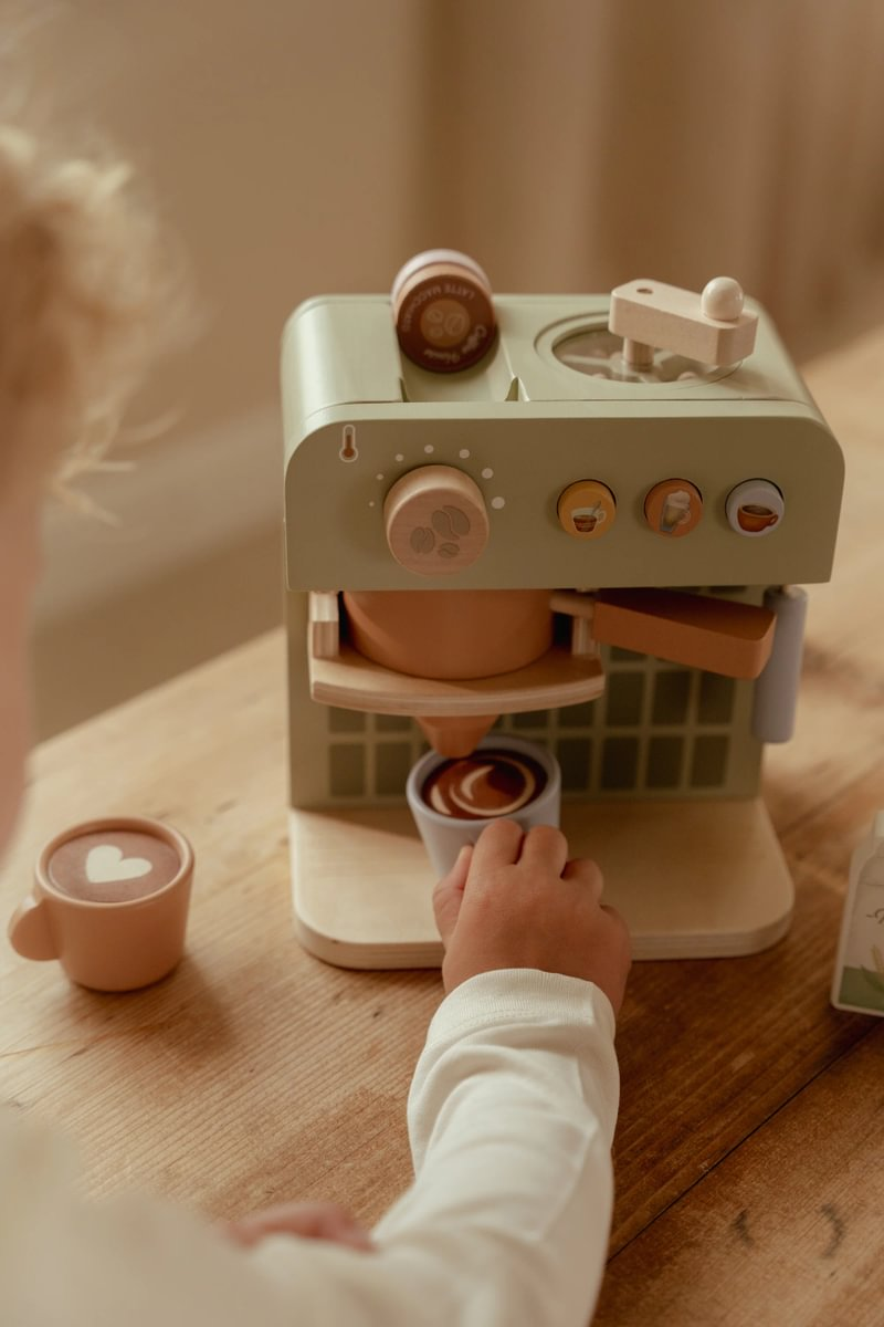 Holz Kaffeemaschine FSC | Little Dutch