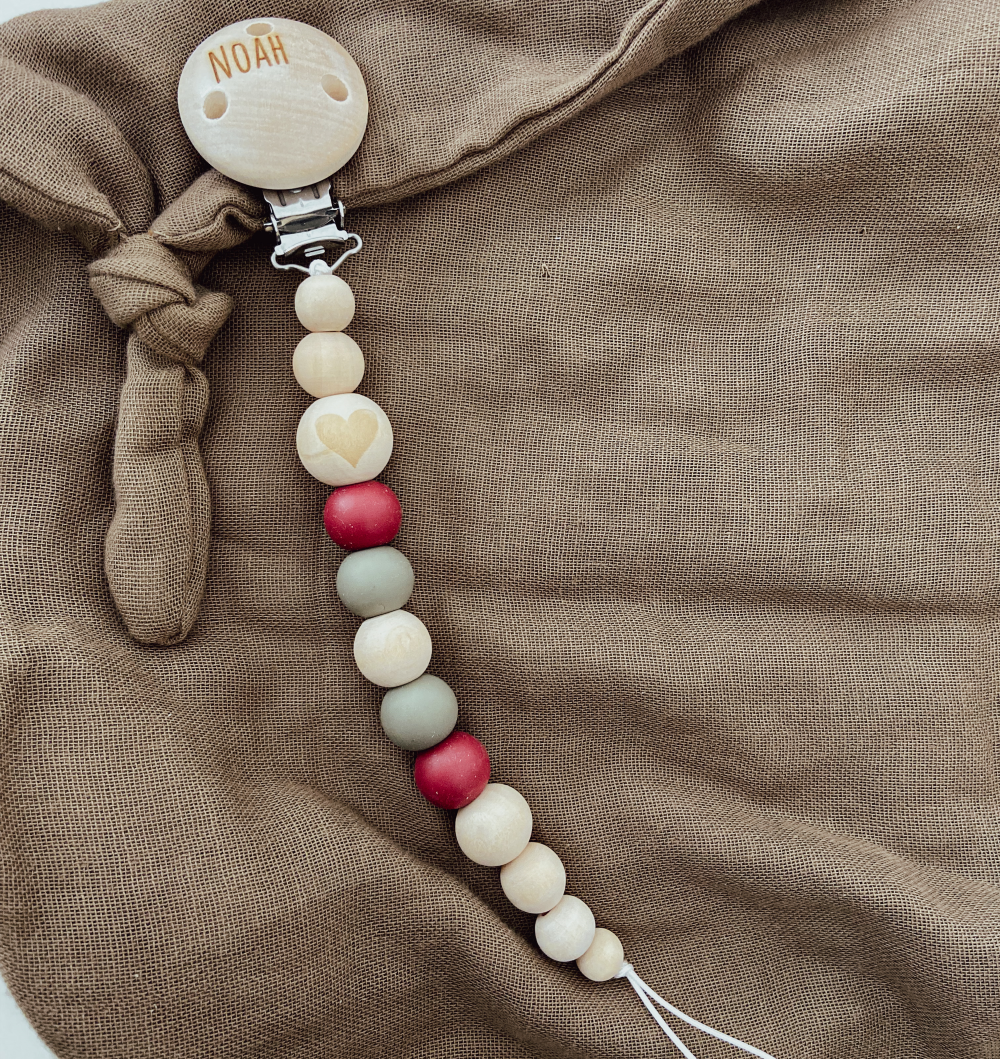 Schnullerkette mit Wunschname "Noah"