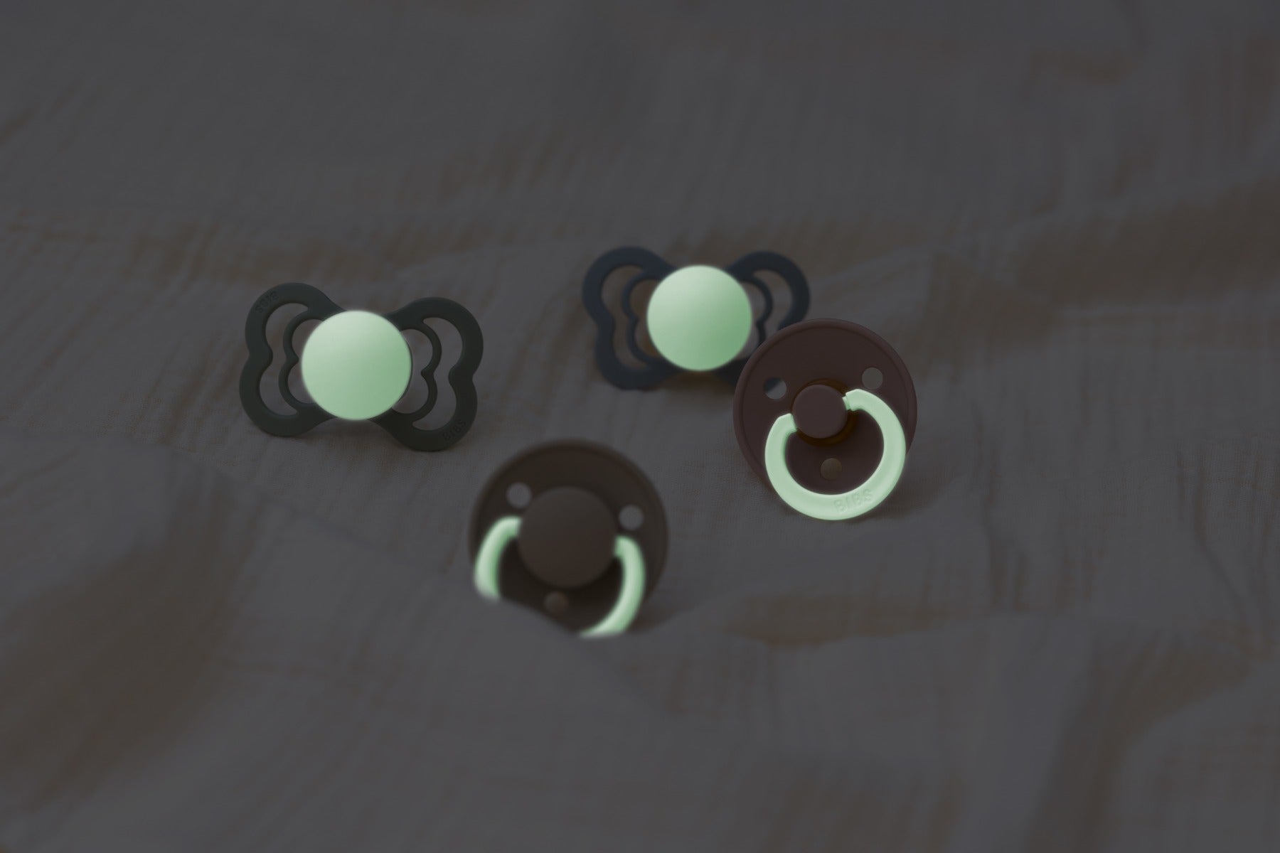 6-36 Mon - Blush & Vanilla Night Silicone - BIBS Supreme